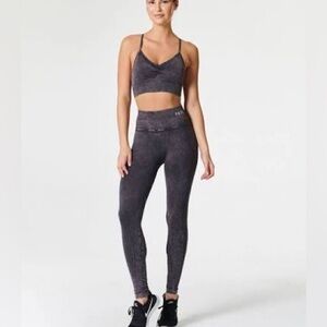 NUX Active - Mineral Mesa set ( Bra and Leggings size M/S in Black Wash